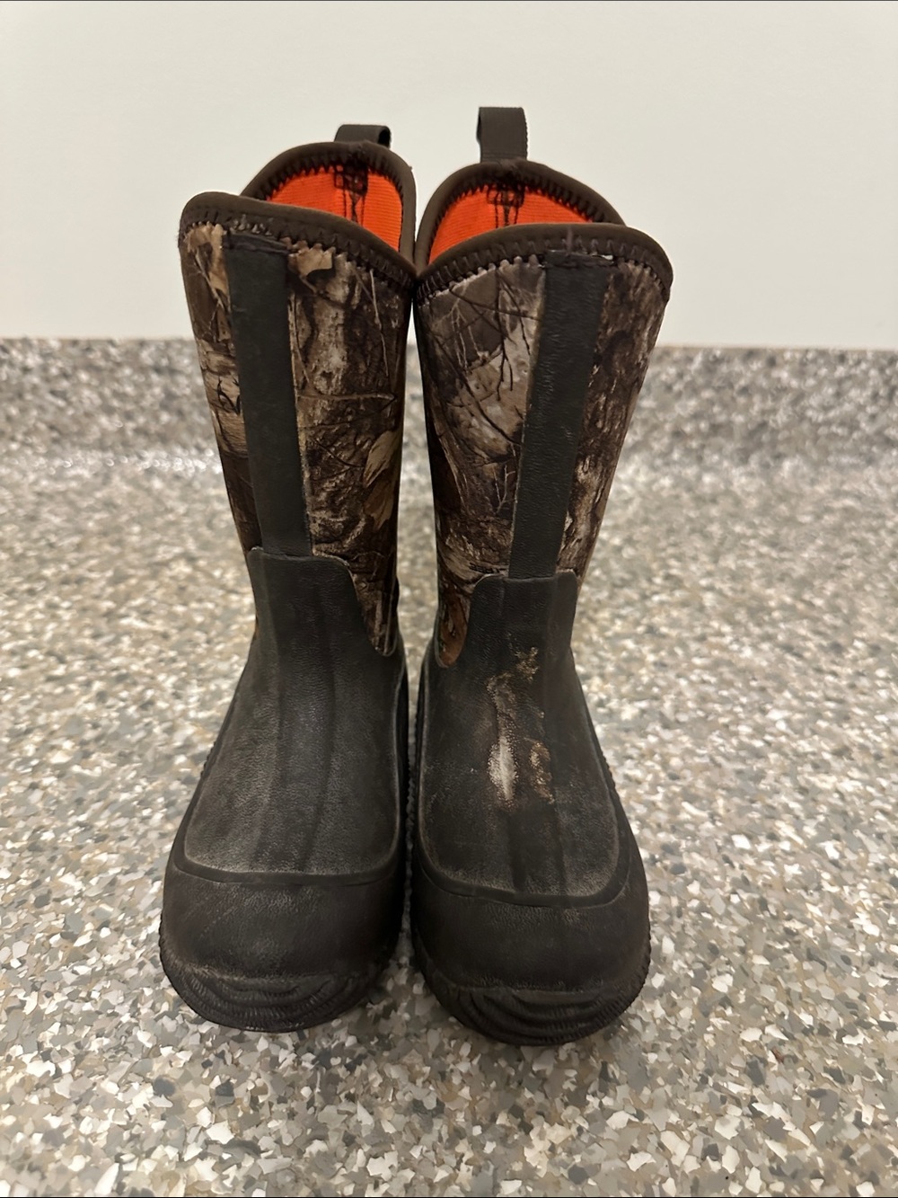 Kids Waterproof Outdoor Rain & Mud Boots in Brown Camo